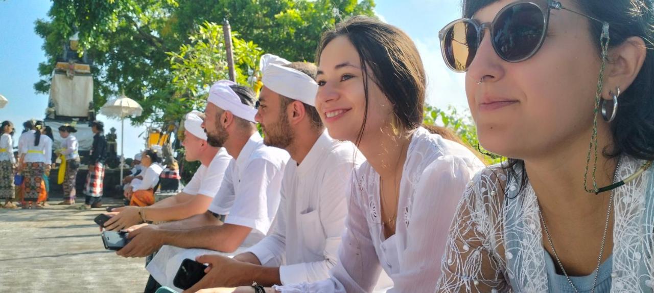Tara Hostel Batununggul Kültér fotó