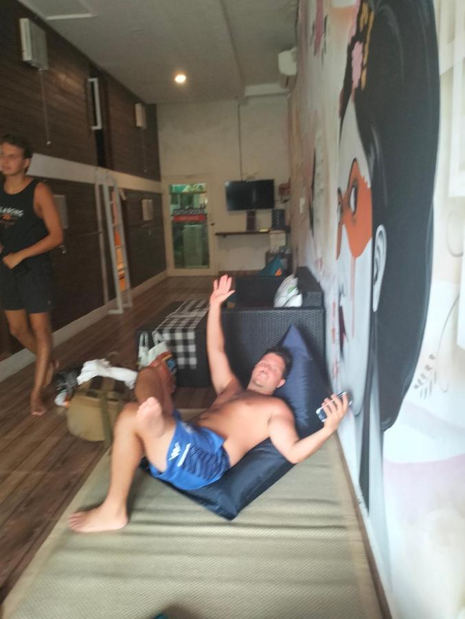 Tara Hostel Batununggul Kültér fotó