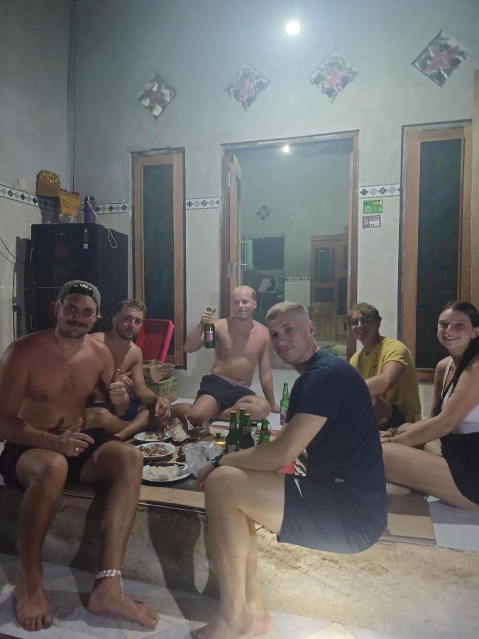 Tara Hostel Batununggul Kültér fotó